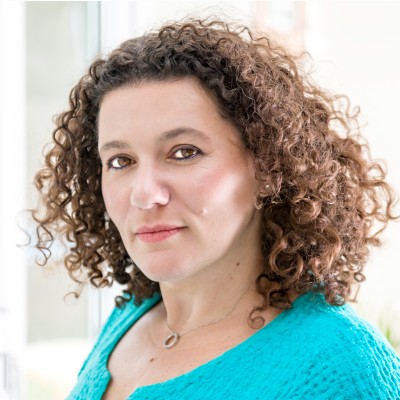 Dr Marcelle Crinean